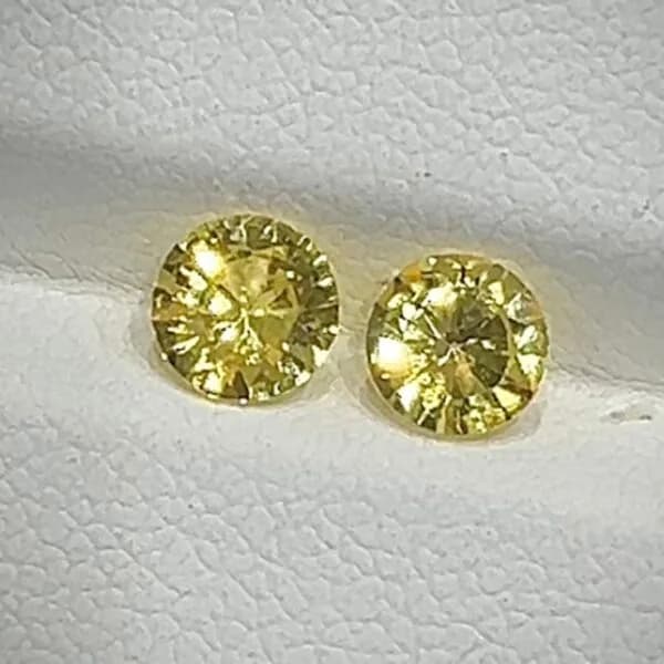 1.01 CARAT YELLOW SAPPHIRE PAIR